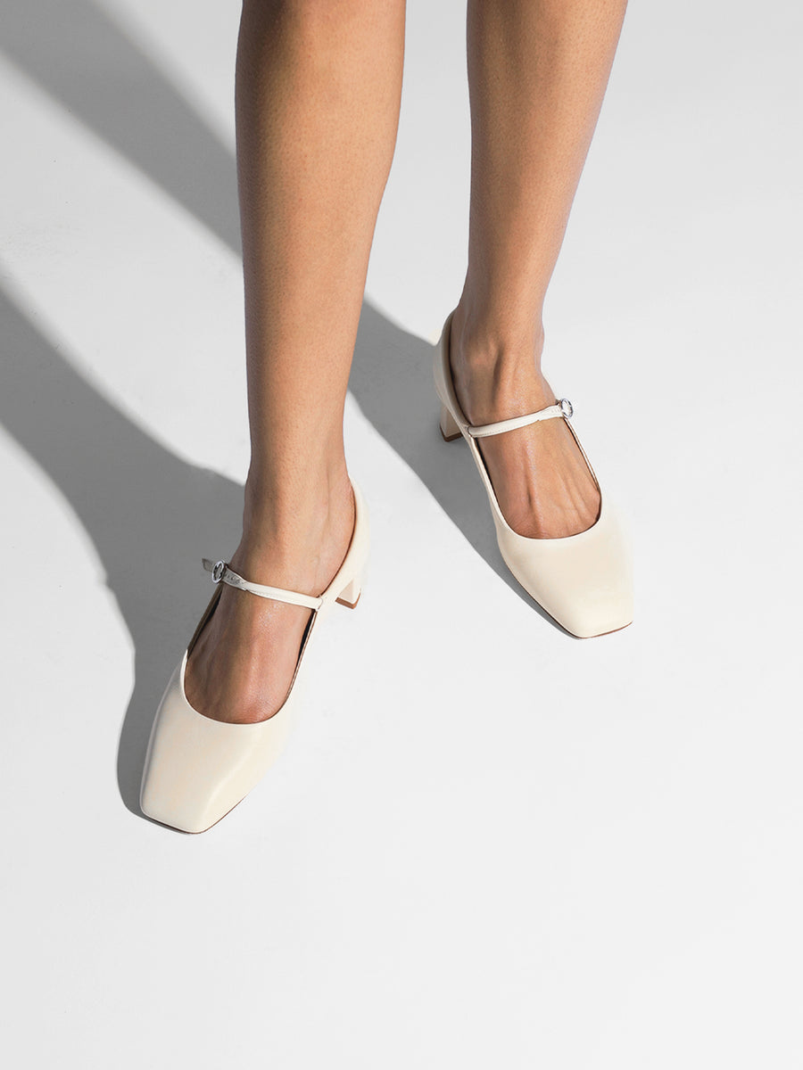 Aeyde | Lina Leather Pumps for Women | Creamy Nappa | Square Toe | Low Heel | On Feet