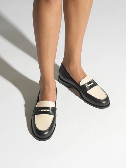 Aeyde | Oscar Leather Flats, Loafers for Women | Black/Creamy Calf | Round Toe | Low Heel | On Feet