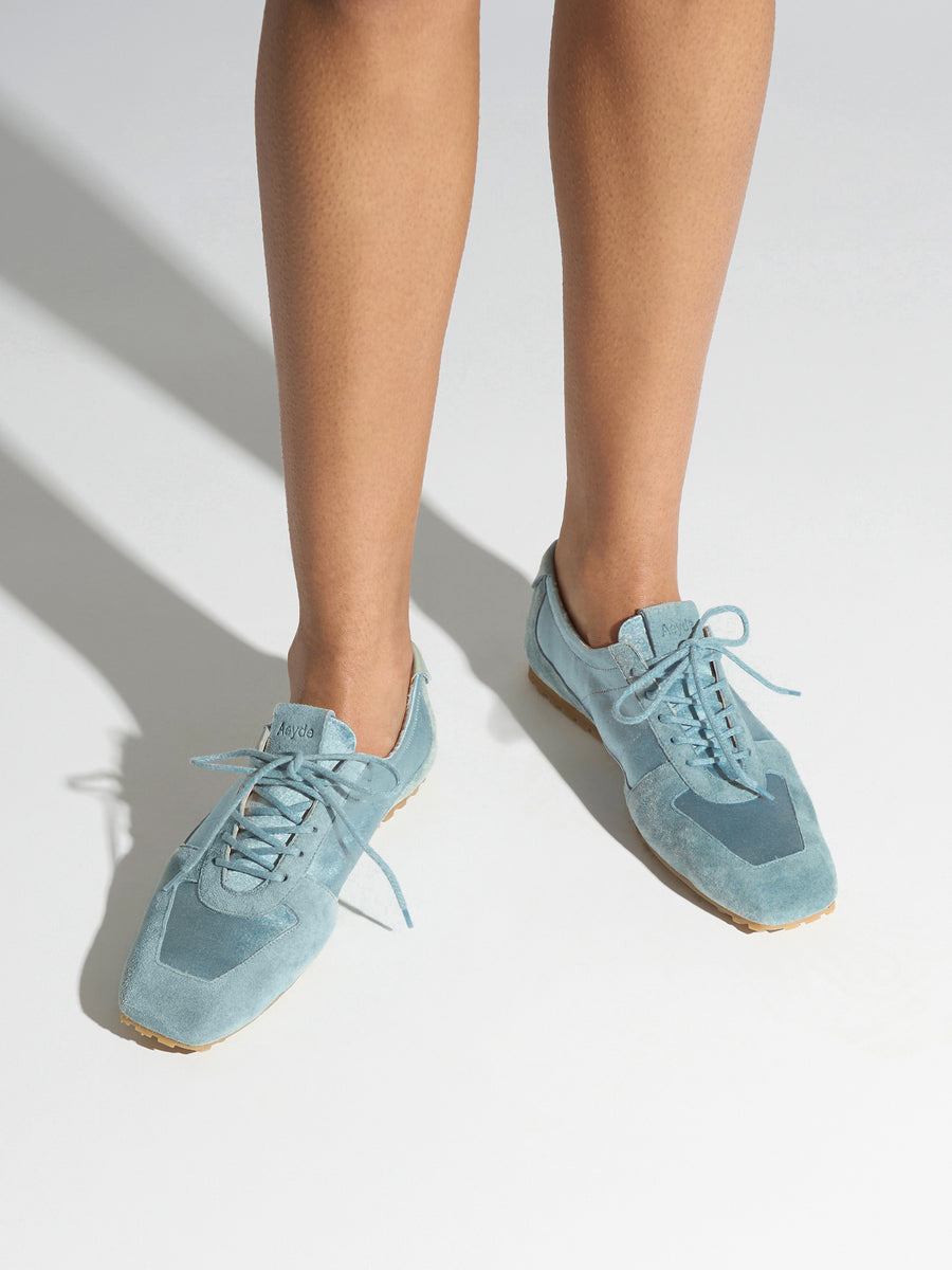 Uma Slim Sneakers