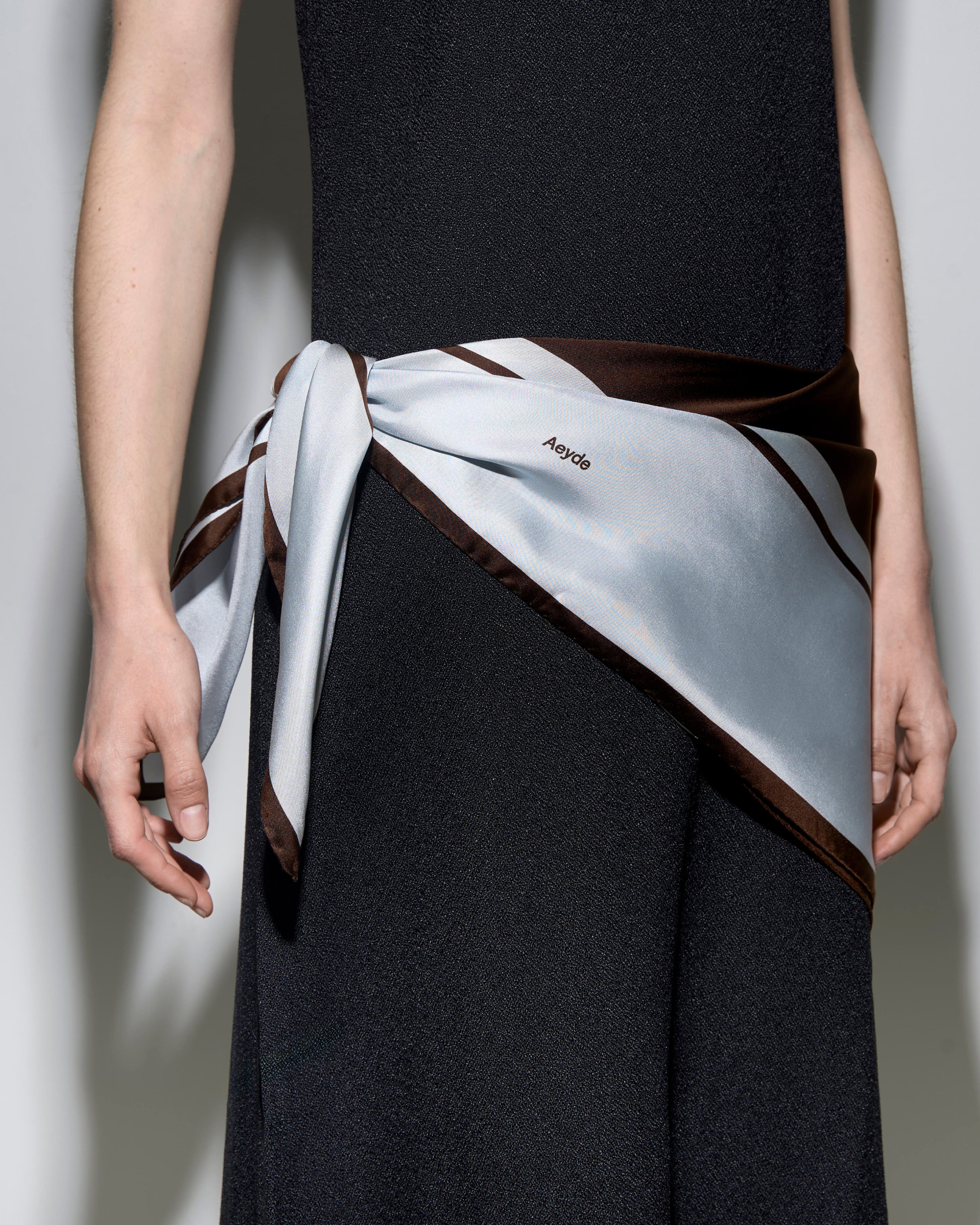 Aeyde | Sera Silk 90x90cm Scarves for Women | Glass/Moka Silk | Luxury Materials | Handmade in Italy