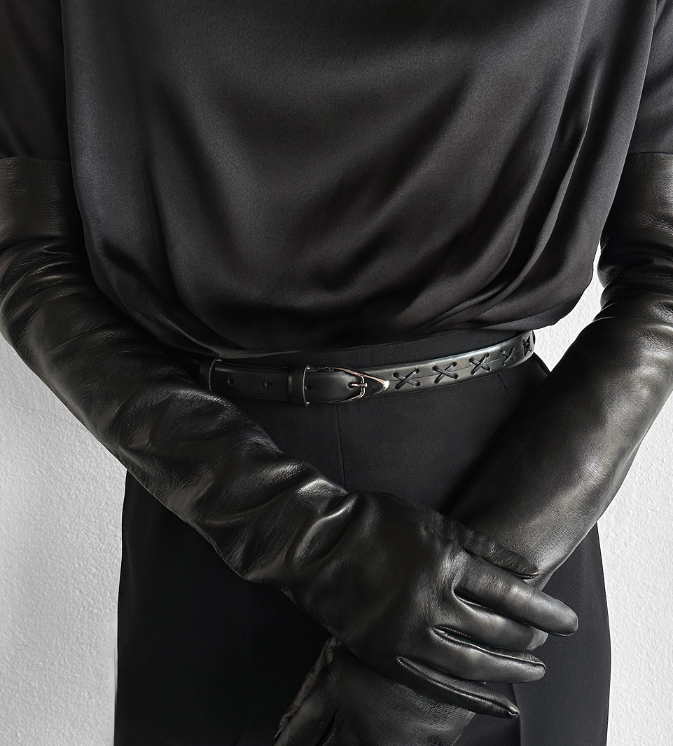 Description of the first image